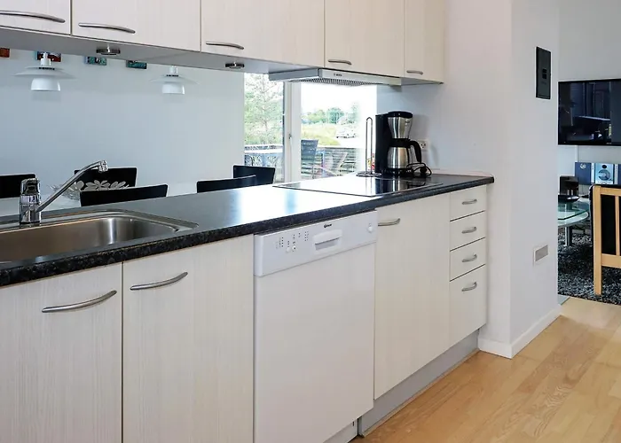 6 Person In Hadsund-by Traum *