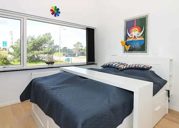 6 Person In Hadsund-by Traum